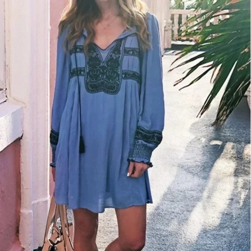 Free People Embroidered Tunic Mini Dress XS Blue Wind Willow Boho Tassel Peasant